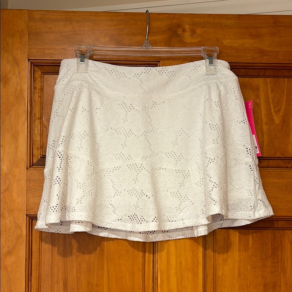 Women’s White Skirt